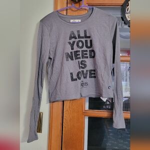 The Beatles All You Need Is Love Cropped Long Sleeve Shirt - Hollister - Medium